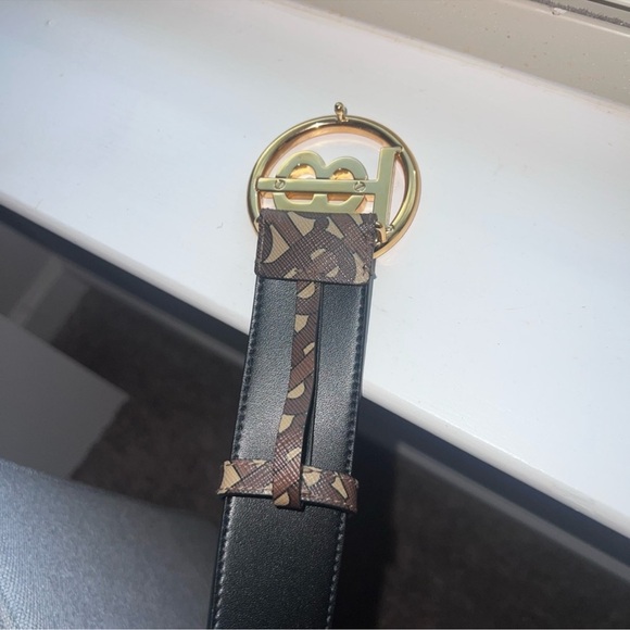 Authentic Burberry Belt - Picture 3 of 5